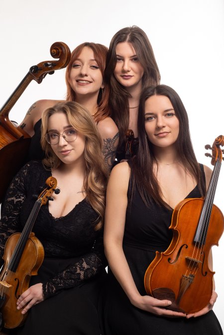 „Cienie Dźwięku” – Koncert Muzyki Filmowej przy Świecach w Zamkowych Podziemiach